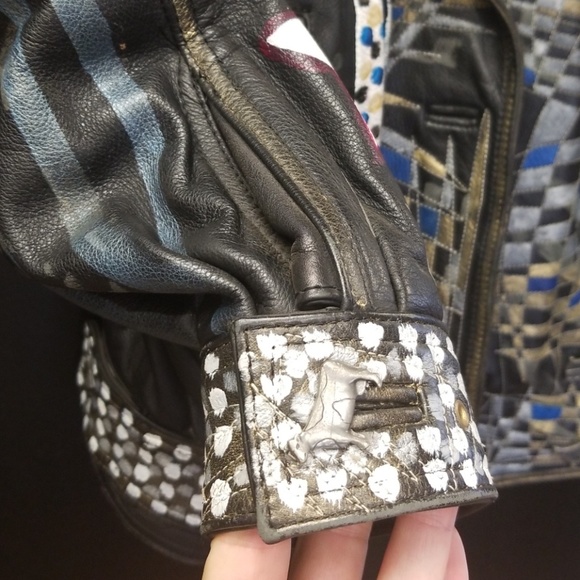 Chic Biker Jacket - Picture 5 of 6